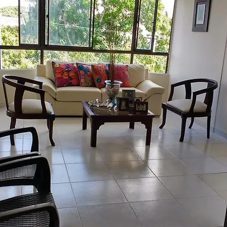Para 2 Personas A 5 Minutos Del Centro Historico Habitación en casa particular Cartagena